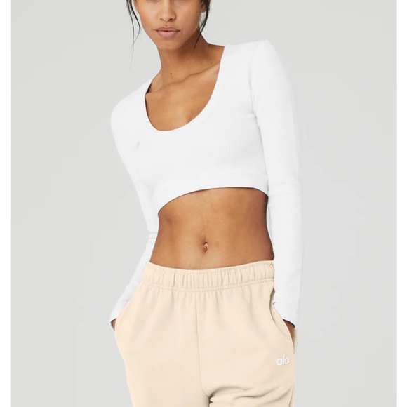 ALO seamless rib cropped serene long sleeve - Picture 3 of 3